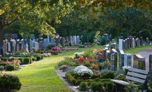 Foto: Friedhof am Waldweg