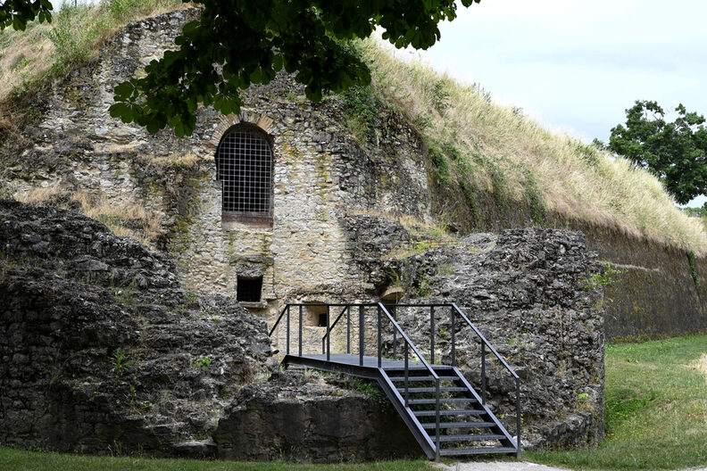Ost-Rondell im Festungsgraben