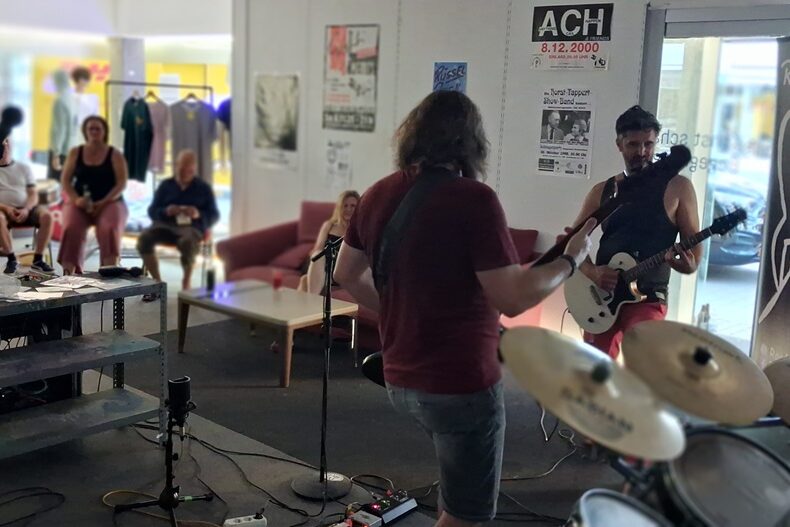 Aufnahme von Musikern und Zuschauern bei der „MotorMusicCity / WeAreLoud“ Veranstaltung