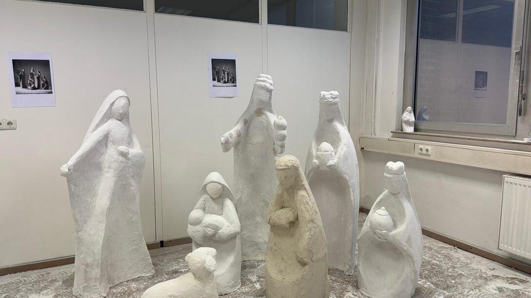 Krippenfiguren aus Gips