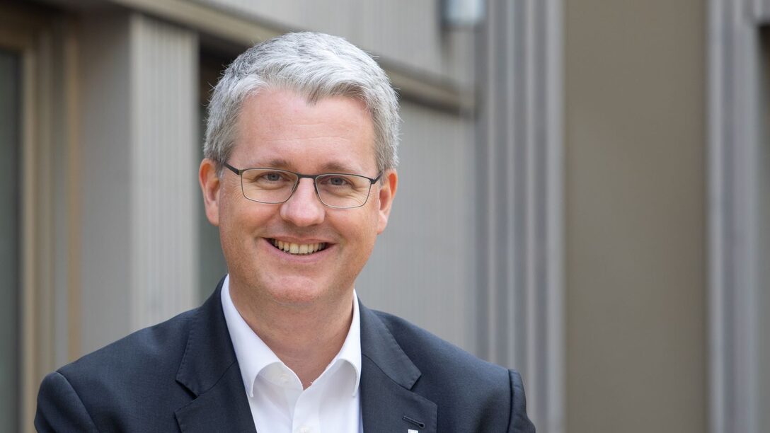 Portraitfoto Oberbürgermeister Patrick Burghardt