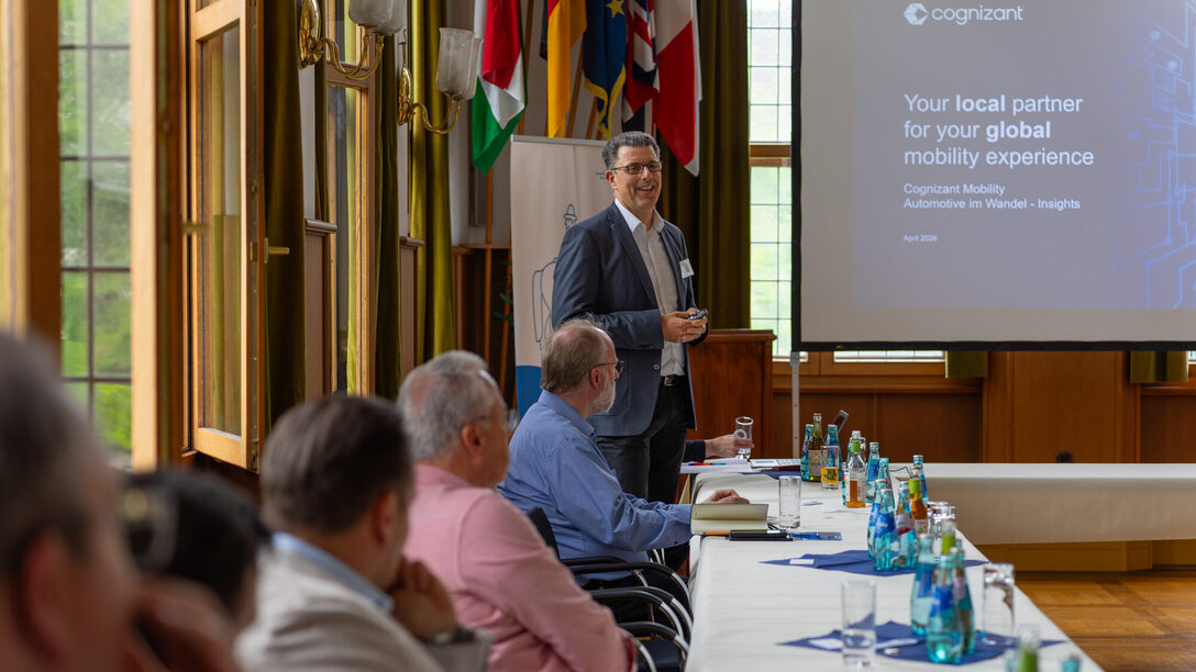 Marc Fohlmeister, Leiter der Region Rhein-Main von Cognizant, bei seinem Vortrag