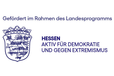 Das Logo des Landes Hessen mit dem Text "Gefördert im Rahmen des Landesprogramms HESSEN Aktiv für Demokratie und gegen Extremismus"