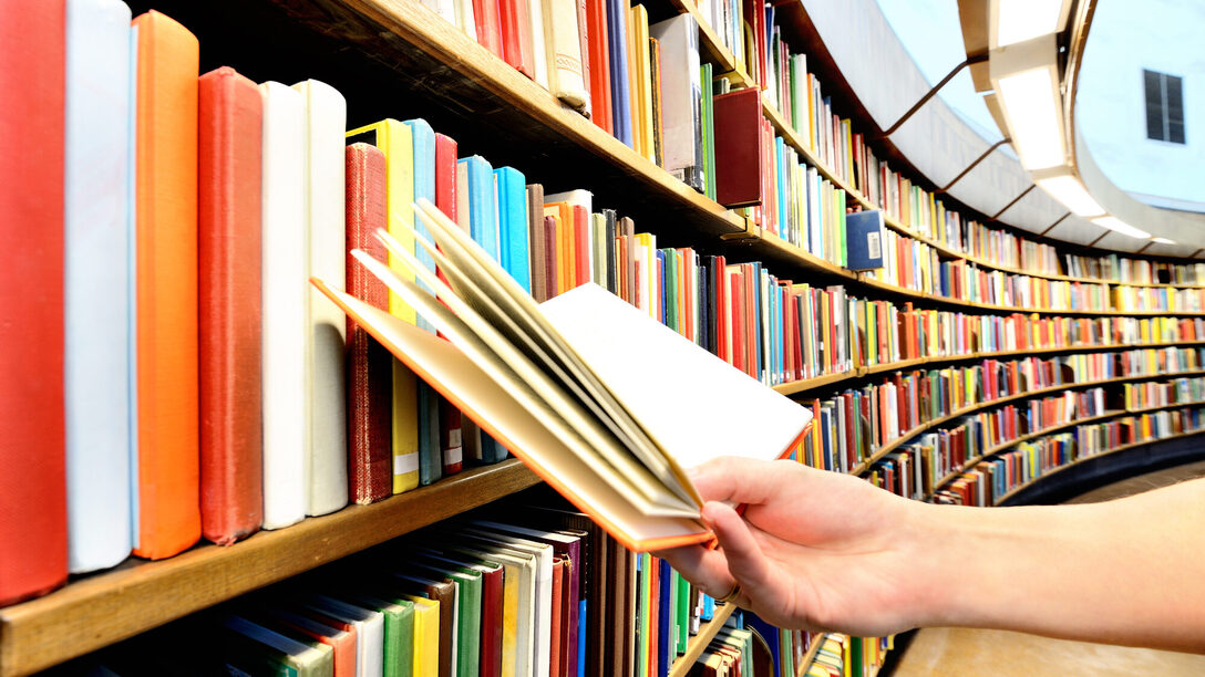 Bücherei, Bücher, Lesen