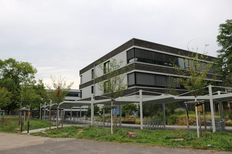 Gebäude der Alexander-von-Humboldt-Schule