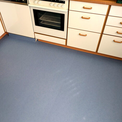 Neuer Boden im Anbau der Kita Godesberger Straße