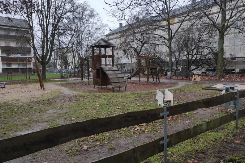 Spielplatz Liebigstraße und der Robert-Bunsen-Straße