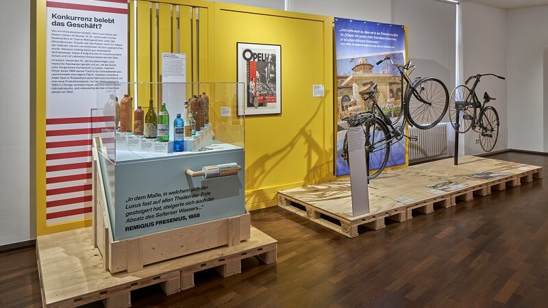 Teil der Ausstellung Made in Hessen im Stadt- und Insudtriemuseum Rüsselsheim am Main