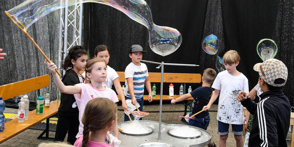 Seifenblasen-Workshop im Stadt- und Industriemuseum